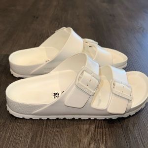 Birkenstocks size 7 worn once. No box.